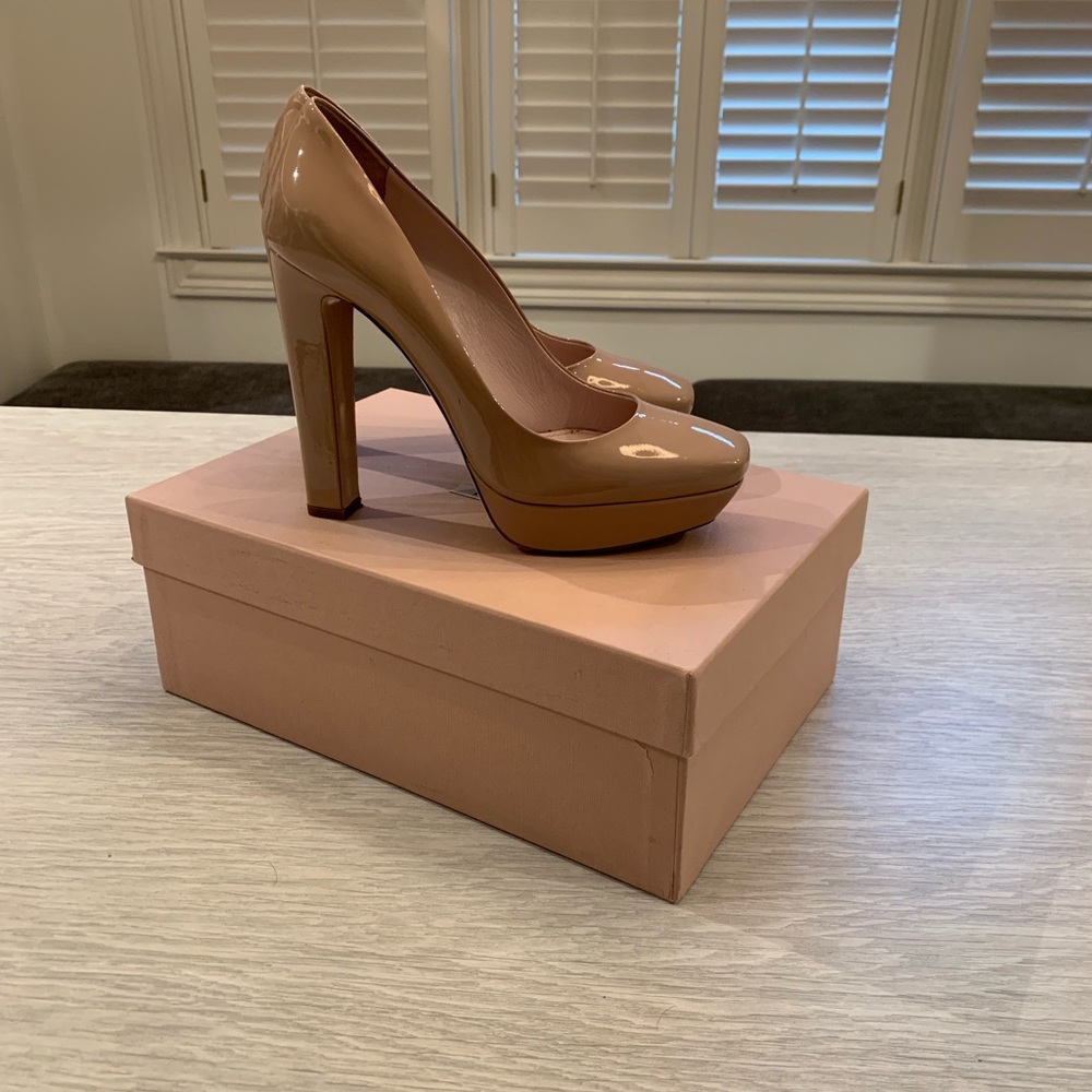 Miu Miu patent leather pumps